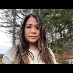 Meet your Posher, Amy 💁🏻‍♀️